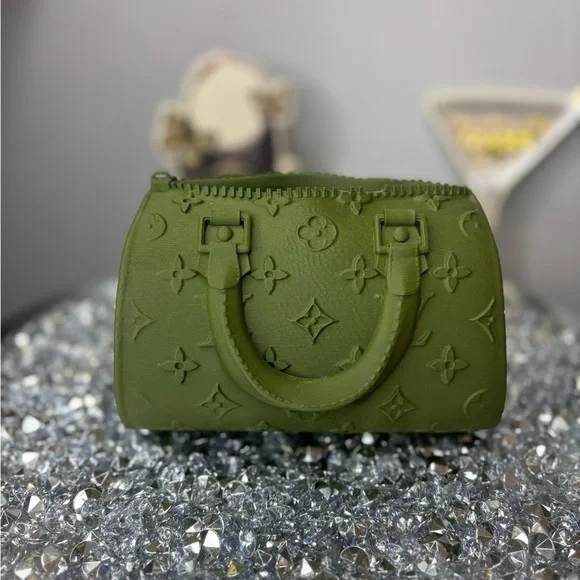 Elegant Designer inspired vase - Picture 5 of 16